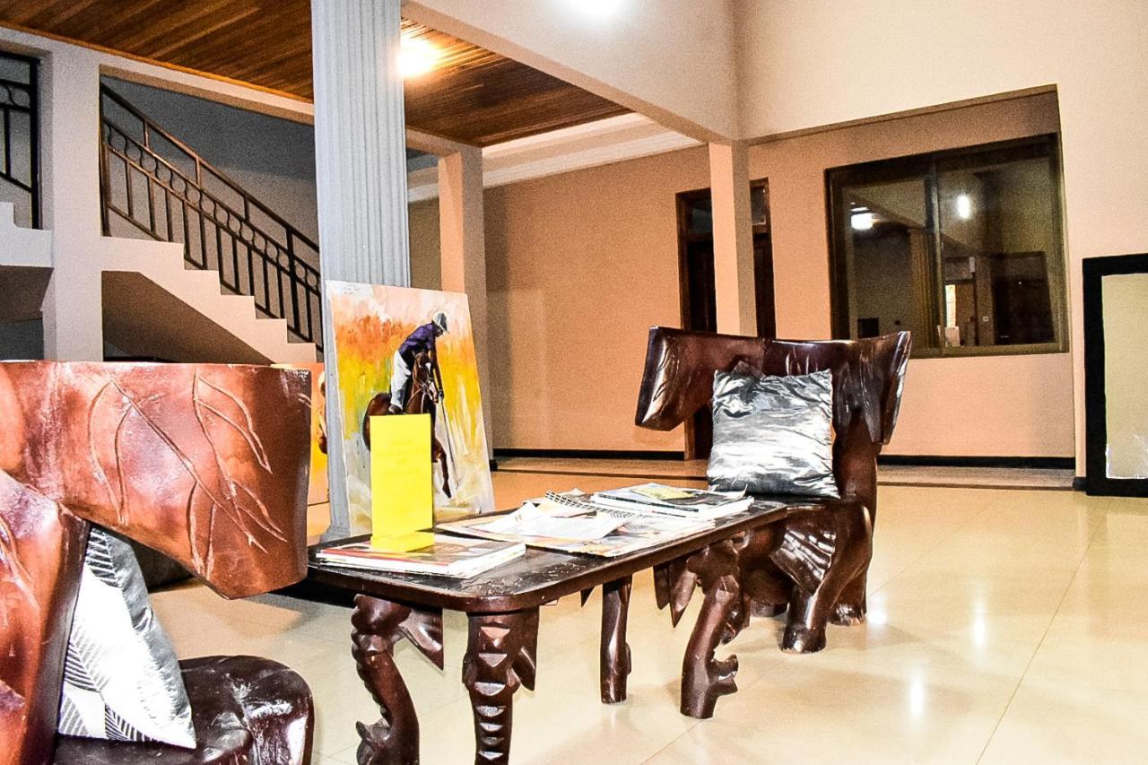 Dann Residence Ogbojo Kültér fotó